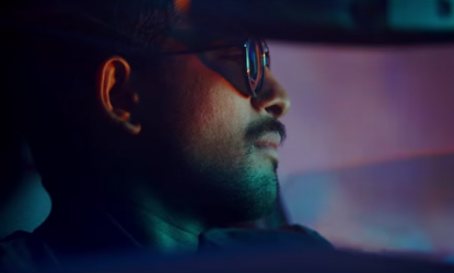 Allu Arjun celebrates Sarrainodu 100 days in his pub