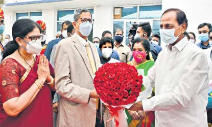 తెలుగు ప్రజలకు కృతజ్ఞతలు...తెలంగాణకు ప్రత్యేకాభినందనలు: జస్టిస్ ఎన్వీ రమణ  img