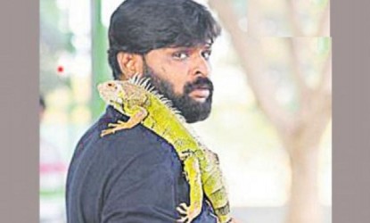 చిన జీయర్స్వామికి క్యాసినో మరకలు.. ఏ సబ్బుతో వదులుతాయి? img