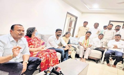 పార్టీ అధిష్టానంపై కోమటిరెడ్డి వెంకట్రెడ్డి అసంతృప్తి img