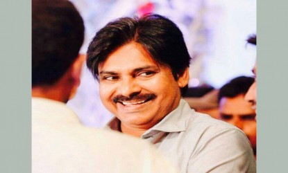 Pawan Kalyan shoots for 2 films at a time!