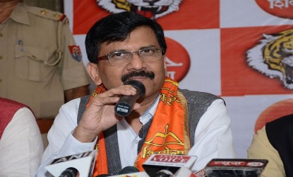 కేసీఆర్కు ఆ సత్తా ఉంది కానీ...  img