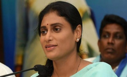 వైఎస్ షర్మిల బిజెపివైపు అడుగులు వేస్తున్నారా? img