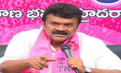 కాంగ్రెస్ నిర్ణయంతో తెరాస ఒత్తిడికి గురైందా? img