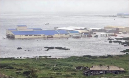 ముప్పై దేశాలకు సునామీ హెచ్చరికలు జారీ  img