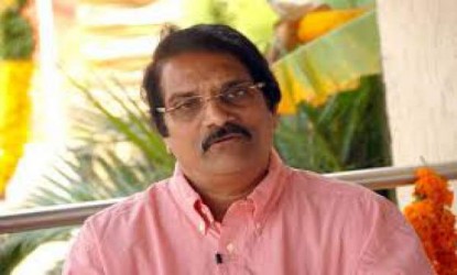 Faded out filmmaker with Mahesh Babu